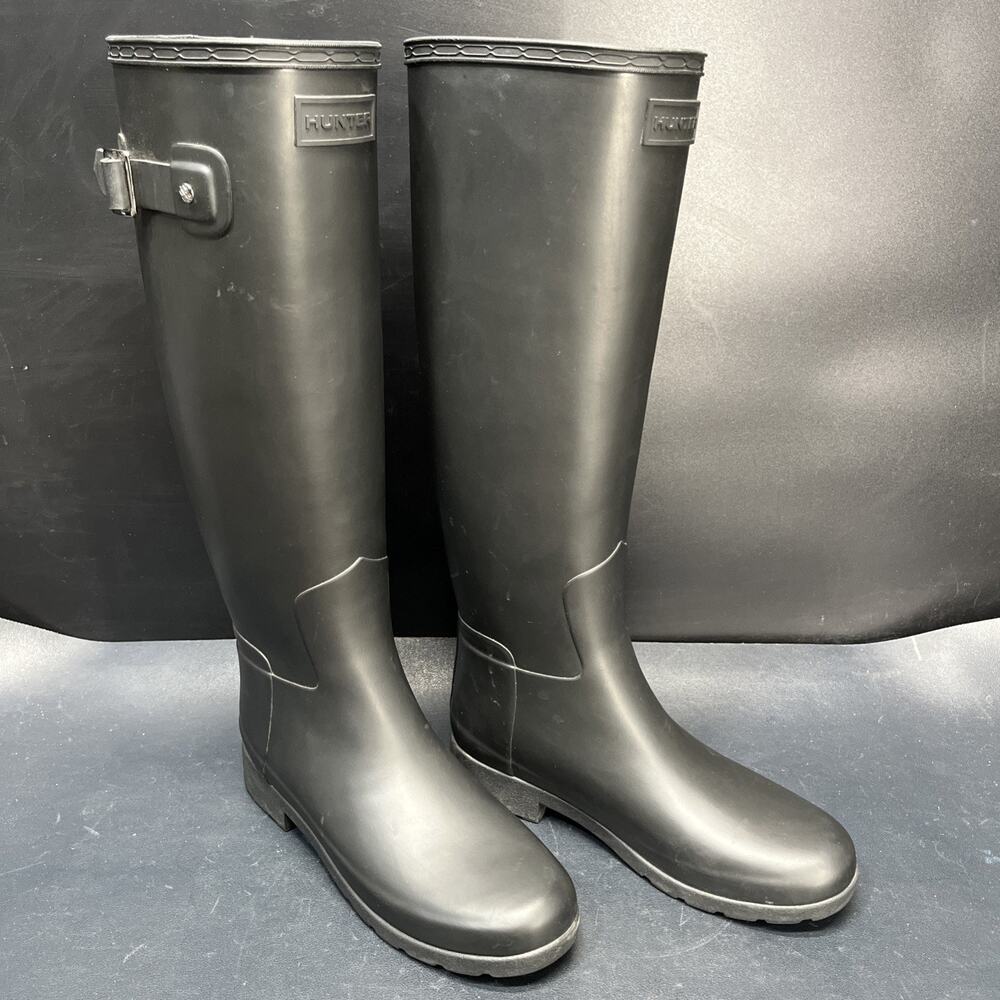 Hunter Original Refined Tall Rain Boots Black Matte Size 5, WFT1071RMA.